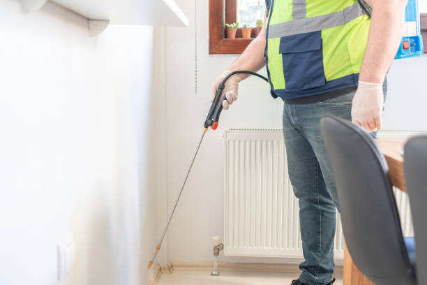 Best Commercial Pest Control Services  in Bayshore Gardens, FL